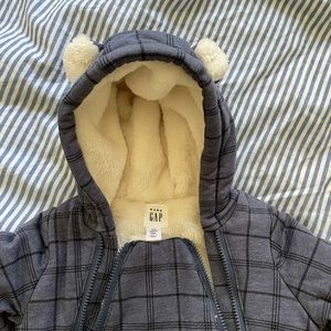 GAP brand new snowsuit